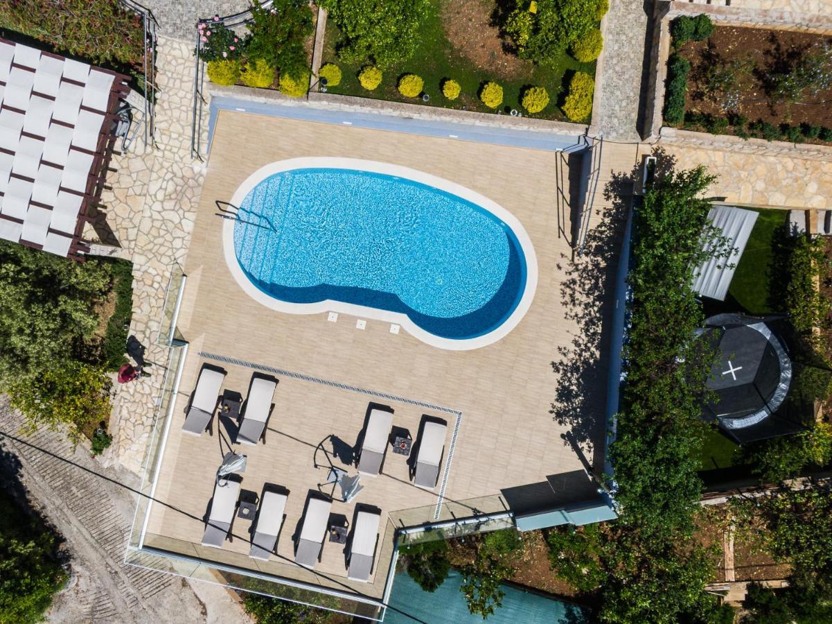 Separovic Apartman Prizba